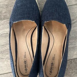 Life Stride Women's Dark Blue Loafers